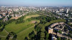 Man, 21, fatally stabbed on London's Primrose Hill